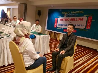 PUBLIC TRAINING HYPNO SELLING FOR EFFECTIVE SELLING SKILLS
