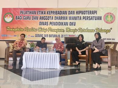 TRAINING ETIKA KEPRIBADIAN