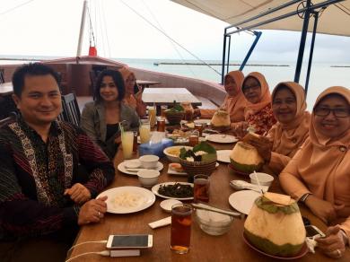 TRAINING ETIKA KEPRIBADIAN